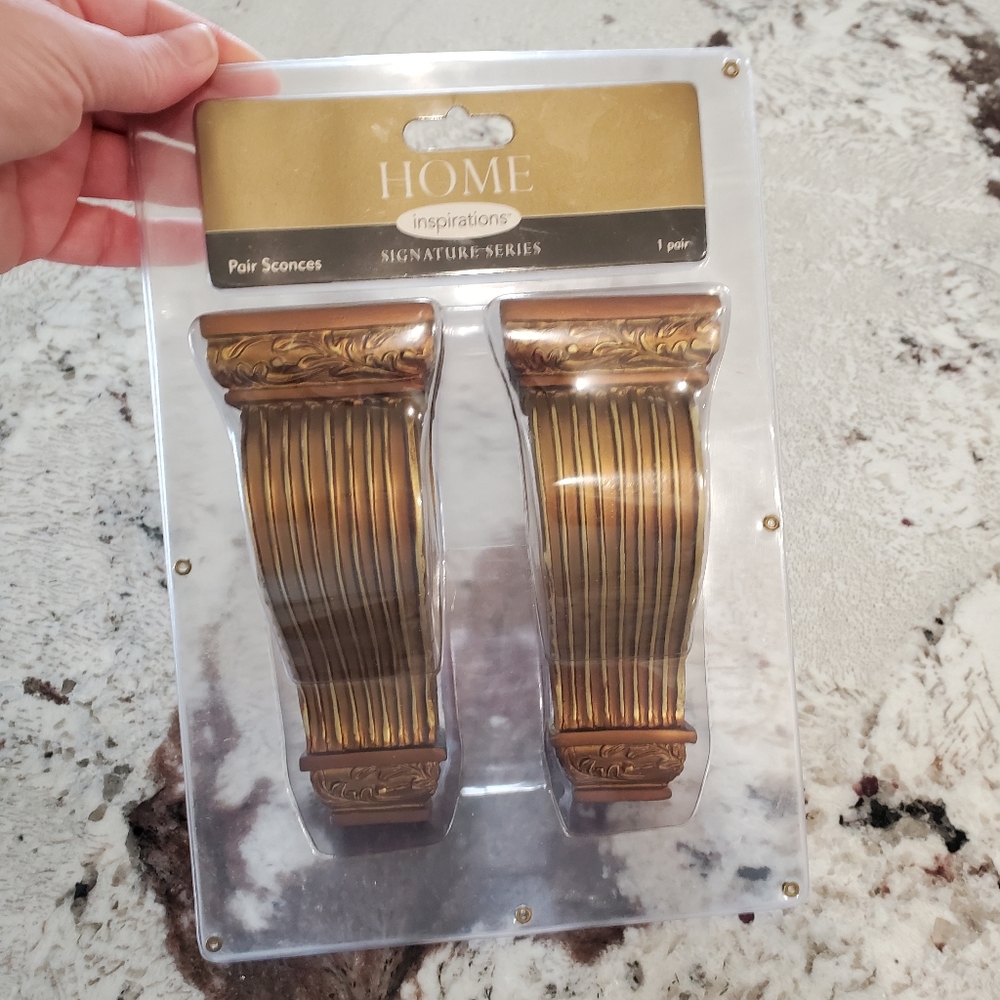 Home Inspirations Pair of Gold Drapery Sconce Corbels